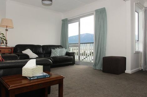 Photo of property in 3 Bayview Street, Kaikoura, 7300