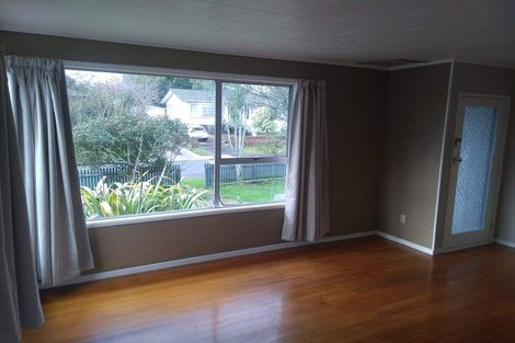 Photo of property in 59 Chilcott Road, Henderson, Auckland, 0612