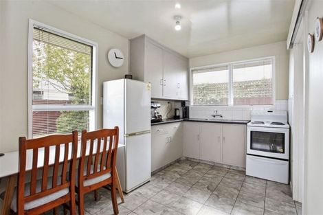Photo of property in 2/59 Winters Road, Redwood, Christchurch, 8051