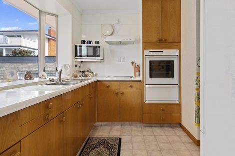 Photo of property in 28 Harvey Street, Tauranga South, Tauranga, 3112