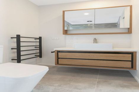 Photo of property in 1/98 Dinsdale Road, Dinsdale, Hamilton, 3204