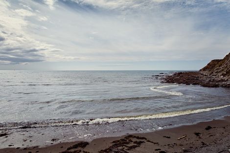 Photo of property in 1090 Makara Road, Makara Beach, 6972