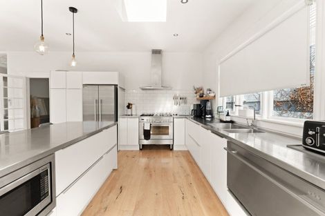 Photo of property in 211 Forbury Road, Saint Clair, Dunedin, 9012