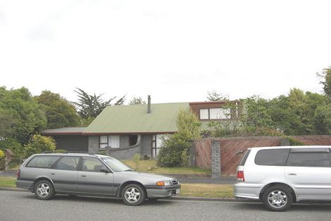 Photo of property in 233 Queenspark Drive, Parklands, Christchurch, 8083