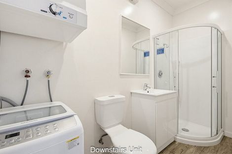 Photo of property in 5 Governor Road, Northland, Wellington, 6012