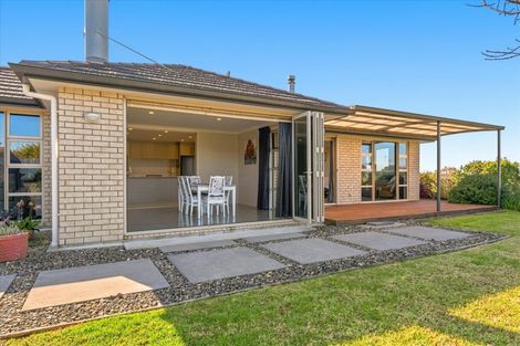 Photo of property in 16 Vantage Place, Omokoroa, 3114