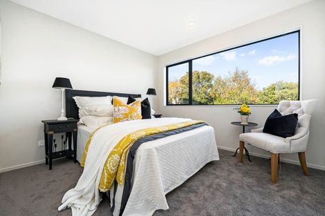 Photo of property in 3a Pine Terrace, Howick, Auckland, 2014