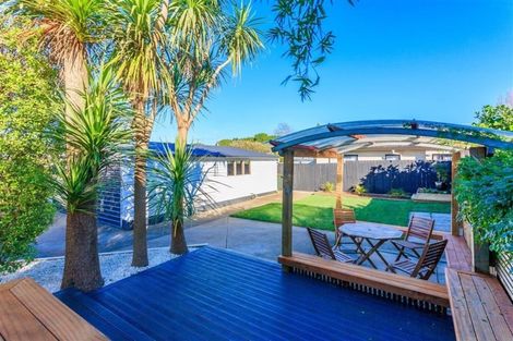 Photo of property in 125 Mount Smart Road, Onehunga, Auckland, 1061