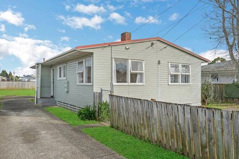 Photo of property in 76 Cambridge Terrace, Papatoetoe, Auckland, 2025