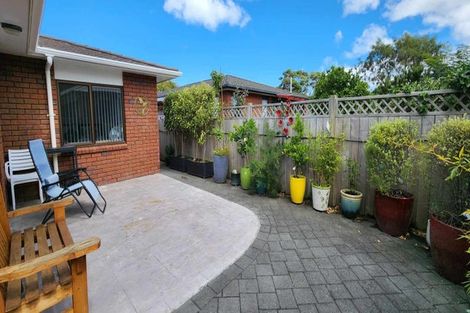 Photo of property in 1 Loader Place, Tawhero, Whanganui, 4501