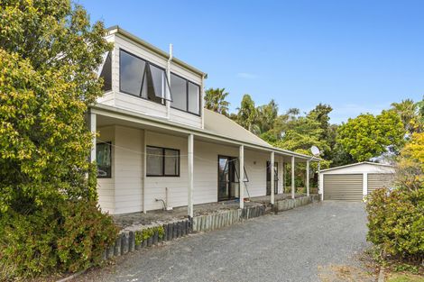 Photo of property in 14 Whenuariri Place, Maketu, Te Puke, 3189