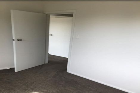 Photo of property in 2/3a Huapai Street, Onehunga, Auckland, 1061