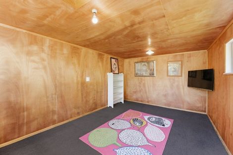 Photo of property in 251 Frankley Road, Frankleigh Park, New Plymouth, 4310