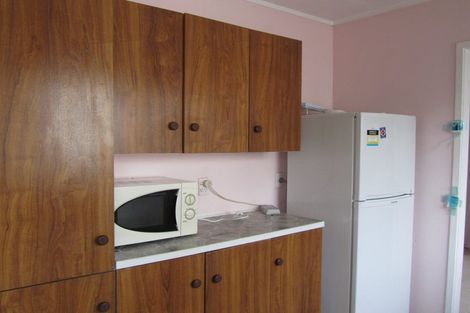 Photo of property in 26 Santiago Crescent, Unsworth Heights, Auckland, 0632