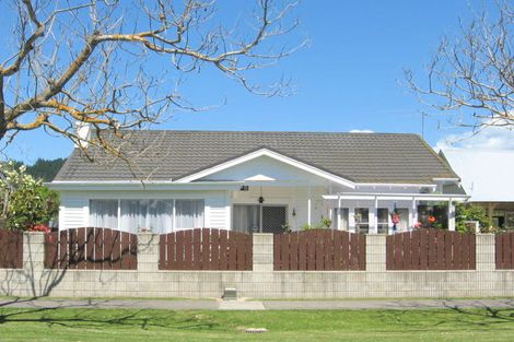 Photo of property in 85 Iranui Road, Inner Kaiti, Gisborne, 4010