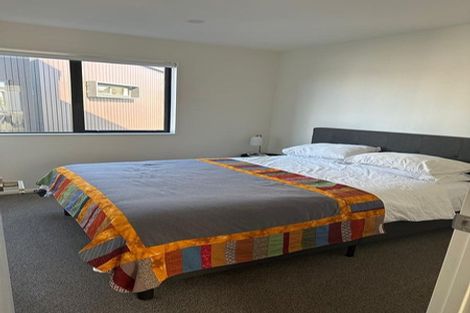 Photo of property in 2/327 Glengarry Road, Glen Eden, Auckland, 0602