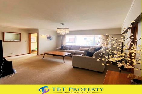 Photo of property in 1/22 Boundary Road, Blockhouse Bay, Auckland, 0600