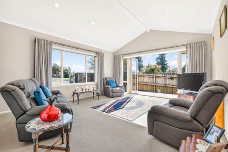 Photo of property in 114 Burwood Road, Matamata, 3400
