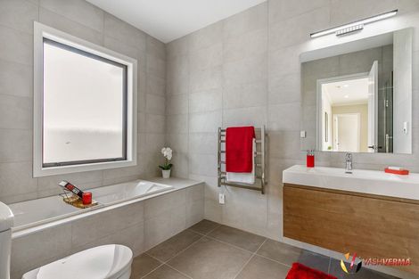 Photo of property in 22 Rauaruhe Road, Karaka, Papakura, 2113