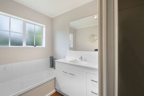 Photo of property in 12 Arama Street, Nukuhau, Taupo, 3330