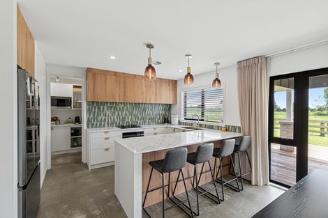 Photo of property in 16 Coates Lane, Te Poi, 3473