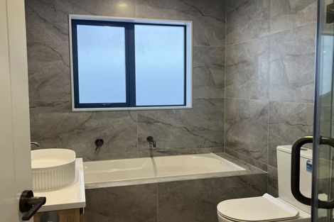 Photo of property in 1 Rae Road, Campbells Bay, Auckland, 0620
