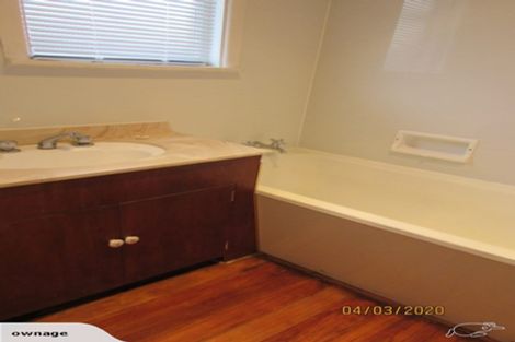 Photo of property in 300 Withells Road, Avonhead, Christchurch, 8042