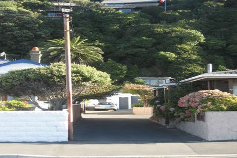 Photo of property in 85 Marine Parade, Seatoun, Wellington, 6022