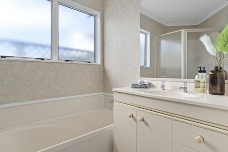 Photo of property in 5c Tawa Street, Mount Maunganui, 3116