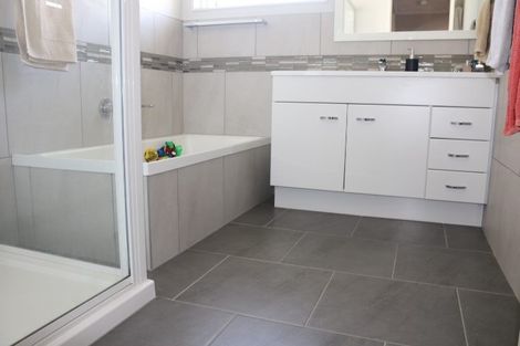 Photo of property in 39a Shamrock Street, Takaro, Palmerston North, 4412