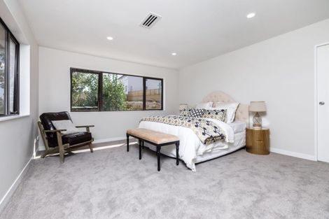 Photo of property in 150 Greenhithe Road, Greenhithe, Auckland, 0632