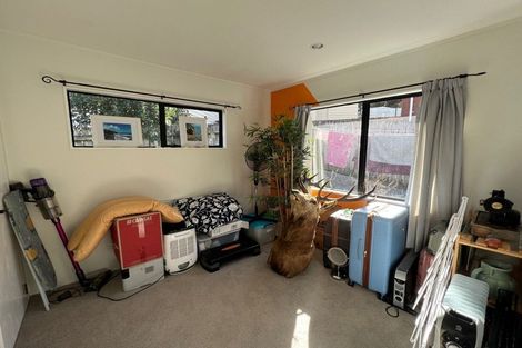 Photo of property in 1/3 Fernlea Rise, Bayview, Auckland, 0629