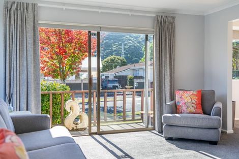 Photo of property in 83 Pasadena Crescent, Totara Park, Upper Hutt, 5018