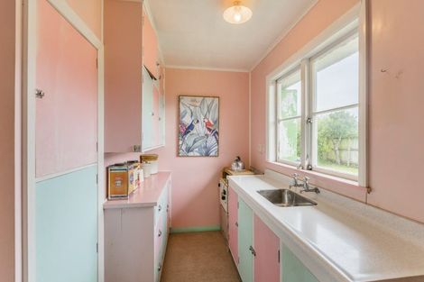 Photo of property in 9 Kaka Road, Raumati Beach, Paraparaumu, 5032