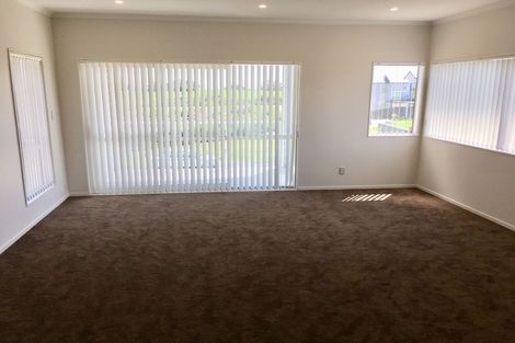 Photo of property in 10 Atalanta Way, Beachlands, Auckland, 2018