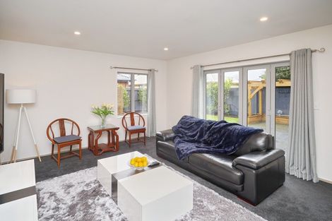 Photo of property in 49 Grimseys Road, Redwood, Christchurch, 8051