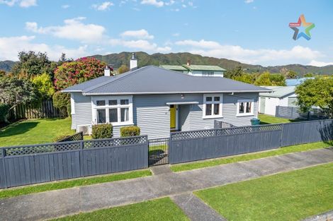 Photo of property in 22 Fuller Grove, Woburn, Lower Hutt, 5010