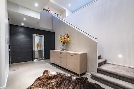 Photo of property in 19a Montgomery Avenue, Rothesay Bay, Auckland, 0630