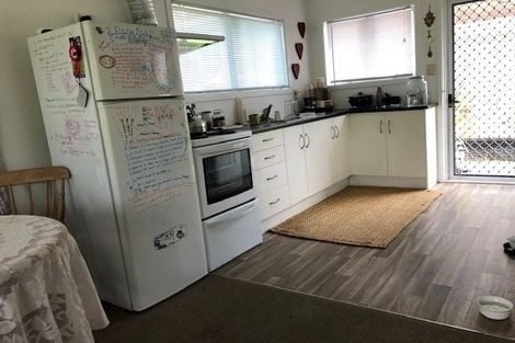 Photo of property in 223 Beach Haven Road, Beach Haven, Auckland, 0626