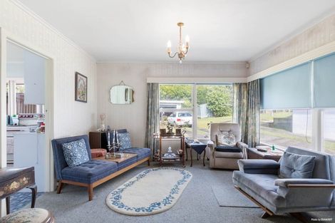 Photo of property in 1/6 Margaret Place, Milford, Auckland, 0620