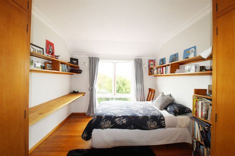 Photo of property in 16 Solway Street, Holmes Hill, Oamaru, 9401