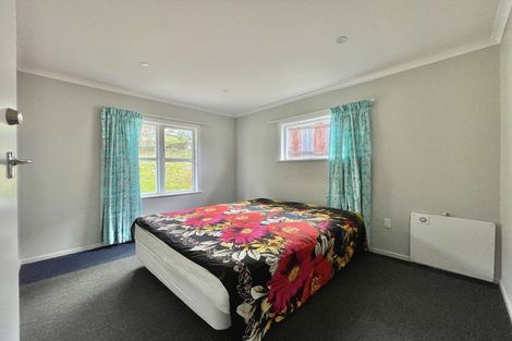 Photo of property in 6 Reid Road, Wainuiomata, Lower Hutt, 5014