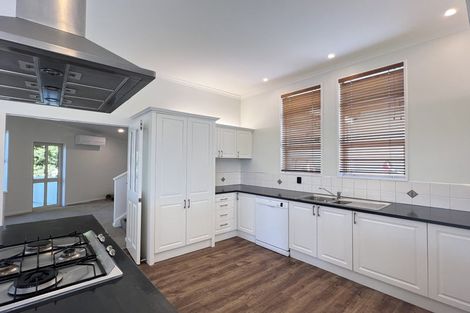 Photo of property in 5 Stoddart Lane, Cashmere, Christchurch, 8022