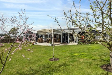 Photo of property in 42 Parekaawa Drive, Motuoapa, Turangi, 3382