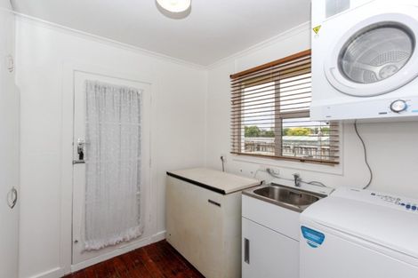 Photo of property in 16 Tuahu Place, Waitara, 4320