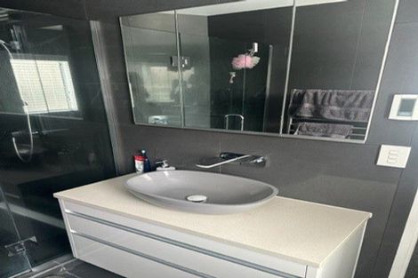 Photo of property in 19 Patons Road, Howick, Auckland, 2014