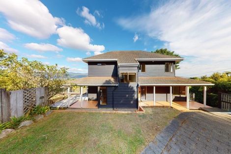 Photo of property in 35 Pomare Road, Tirohanga, Lower Hutt, 5010