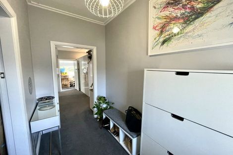 Photo of property in 26 Queens Drive, Kilbirnie, Wellington, 6022