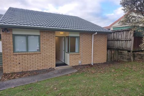 Photo of property in 15/12 Blueridge Close, Sunnyvale, Auckland, 0612
