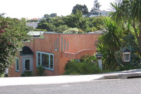 Photo of property in 2/72 Seaview Road, Castor Bay, Auckland, 0620